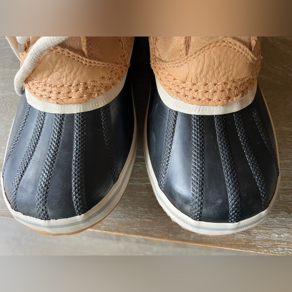 Sorel Joan of the Arctic Snow Boots, 5.5, New - Picture 5 of 13